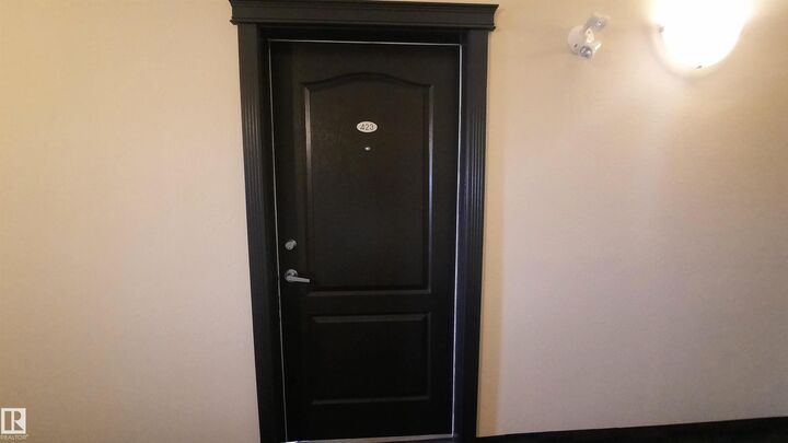 Property Photo: 5340 199 Street NW 423 AB T6M 0A5