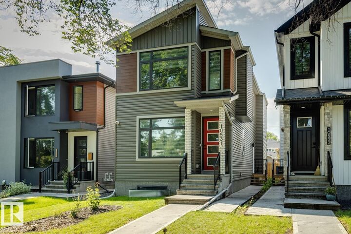 Property Photo:  10531 67 Avenue NW  AB T6H 1Z4 