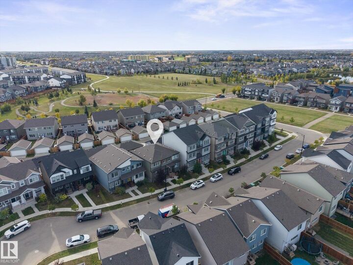 Property Photo:  541 Paterson Way SW  AB T6W 4E1 