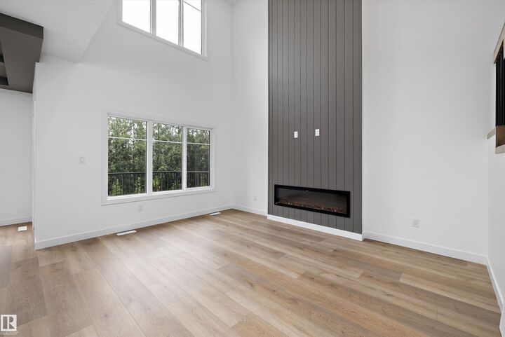Property Photo:  915 Elderberry Landing NW  AB T6M 3K3 