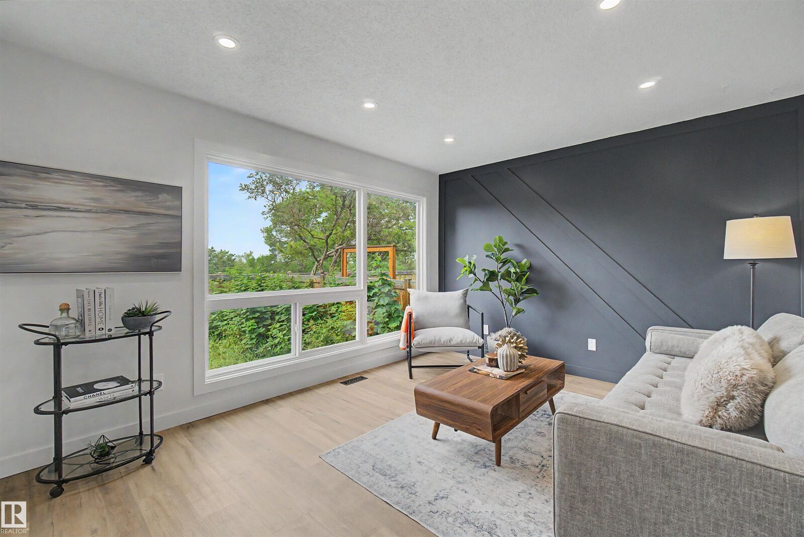 Property Photo:  215 Grandin Village  AB T8N 2J3 
