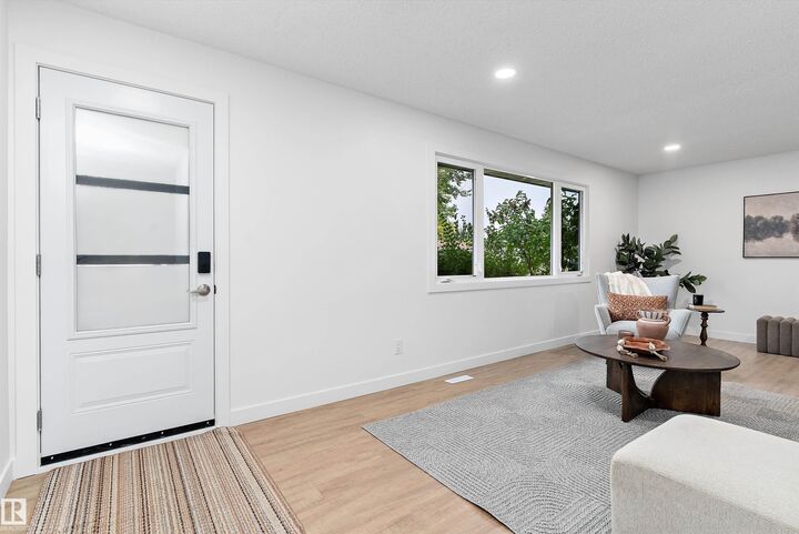Property Photo:  5 Glenbrook Boulevard  AB T8A 2Y9 