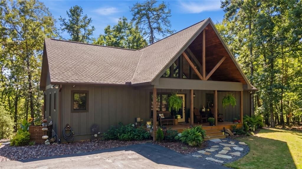 Property Photo: 446 Old Village Road GA 30571