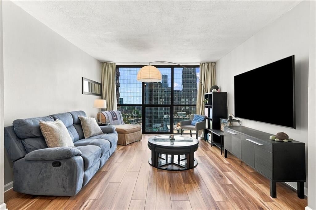 Property Photo:  1280 W Peachtree Street NW 2613  GA 30309 
