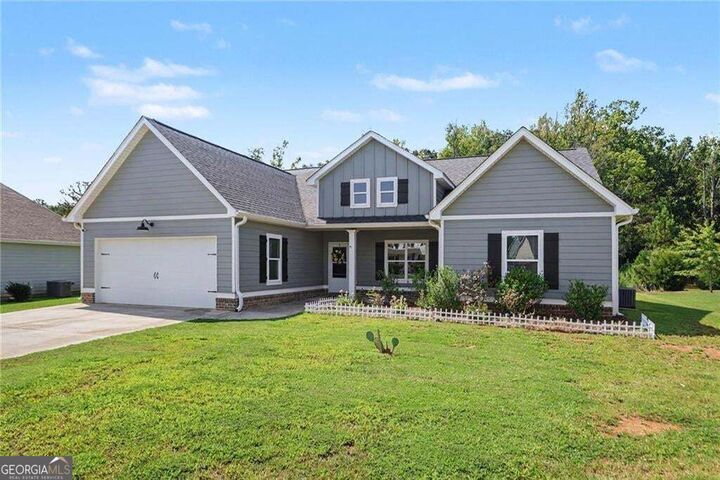 Property Photo:  119 Springwood Drive  GA 30117 