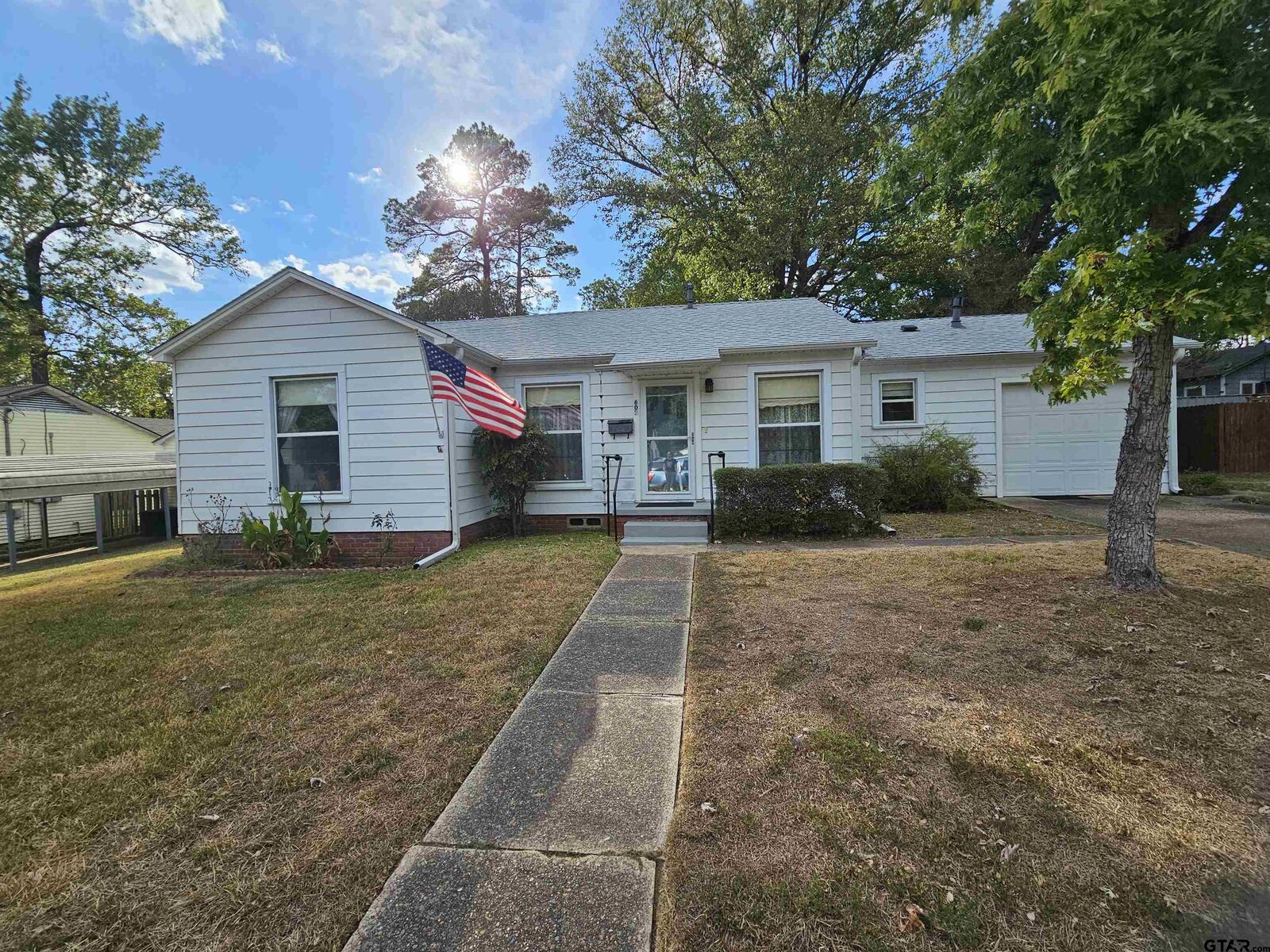 Property Photo:  607 Thompson  TX 75662 