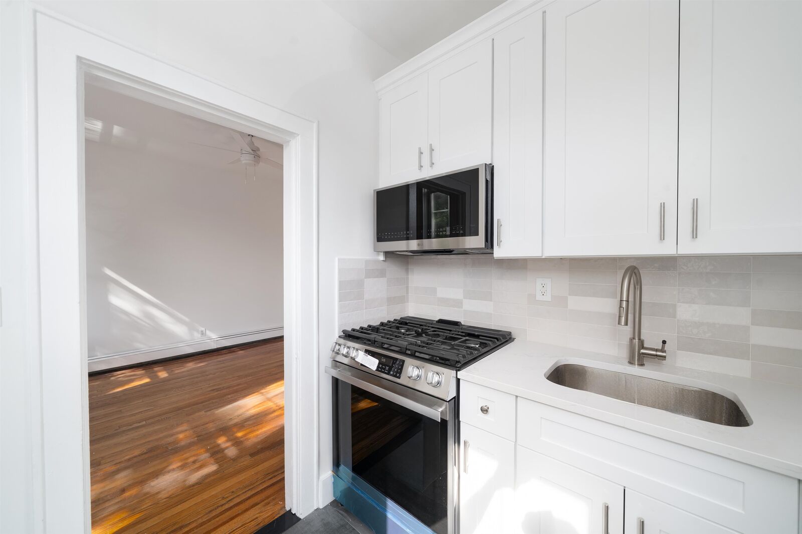 Property Photo:  243 Garden St 2  NJ 07030 