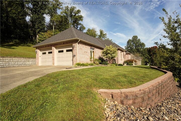 Property Photo:  13 Keeneland Lane  WV 25526 