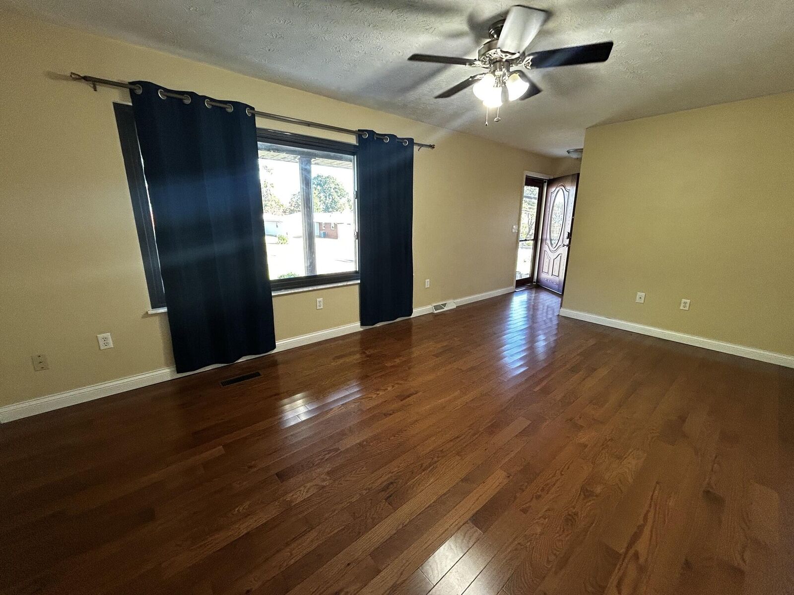 Property Photo: 411 Boat Dock Road KY 42501