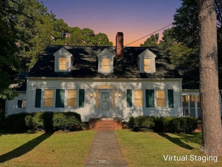 Property Photo:  803 Dolvin Avenue  GA 30669 