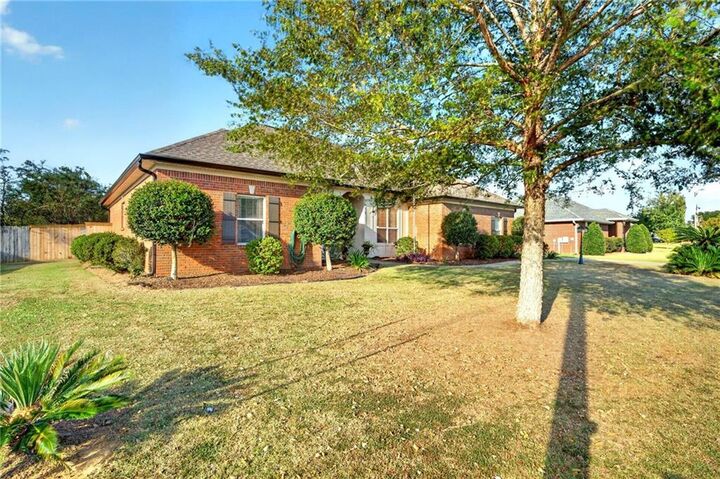 Property Photo: 9611 Silverwood Drive AL 36532
