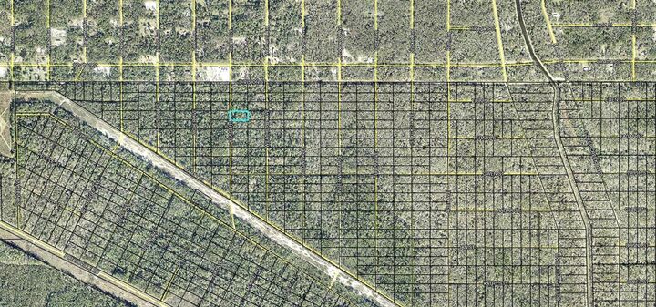 Property Photo:  403 Yeager Avenue  FL 32145 