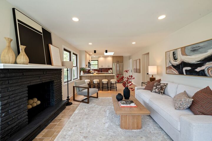 Property Photo:  4333 W Main Street  IL 60076 