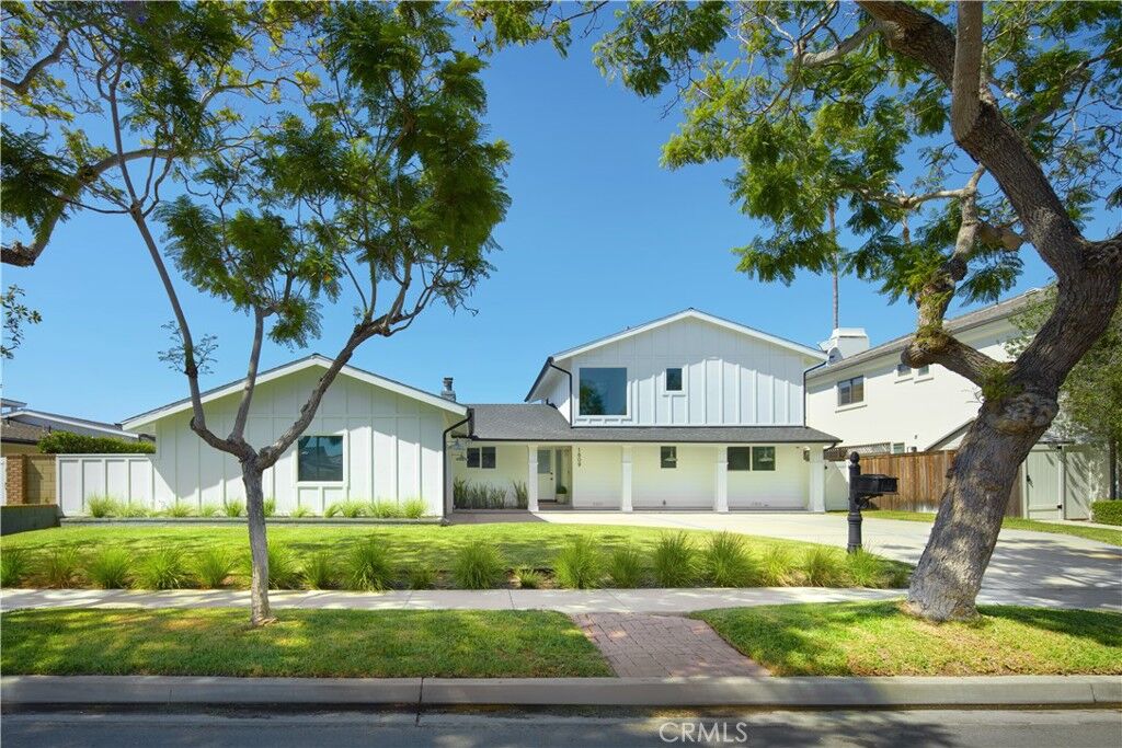 Property Photo:  1609 Ruth  CA 92660 