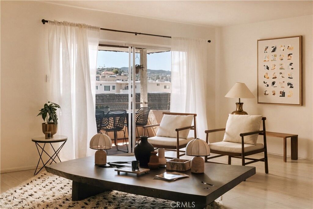 Property Photo:  5315 Yarmouth Avenue 322  CA 91316 