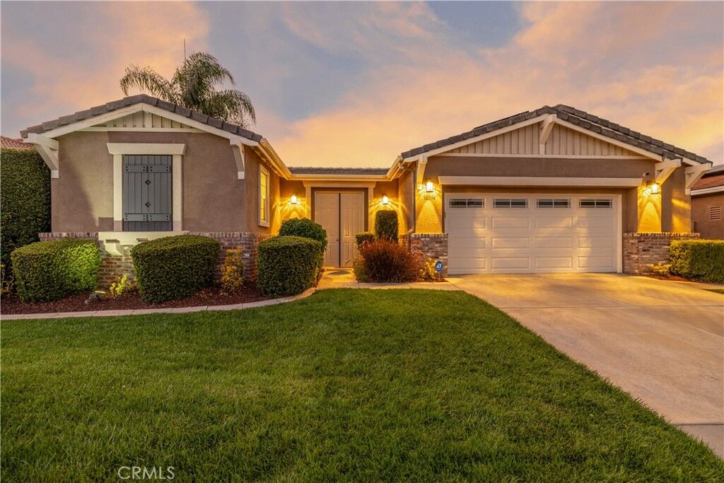 Property Photo: 30394 Mirassou Circle CA 92563