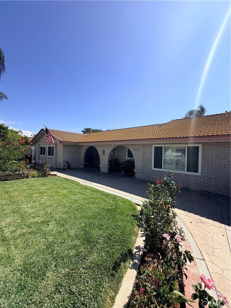 Property Photo:  11216 Jurupa Road  CA 91752 