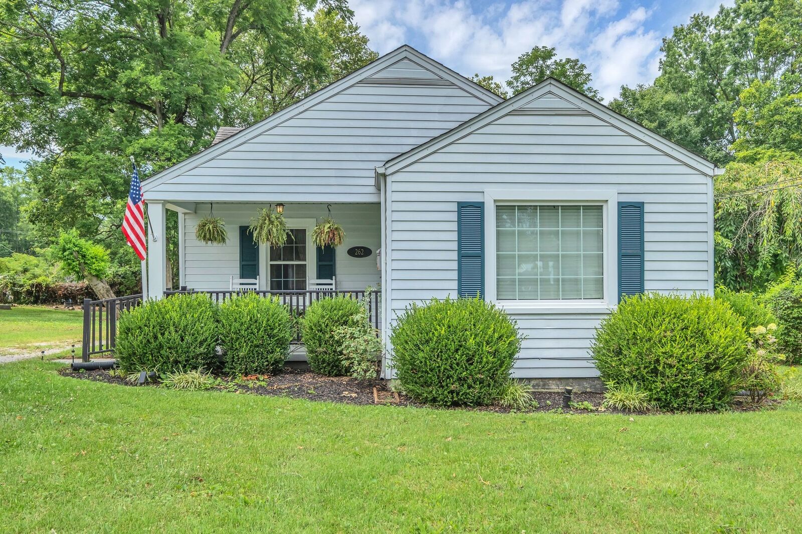Property Photo: 262 N Willomont Ave TN 37066