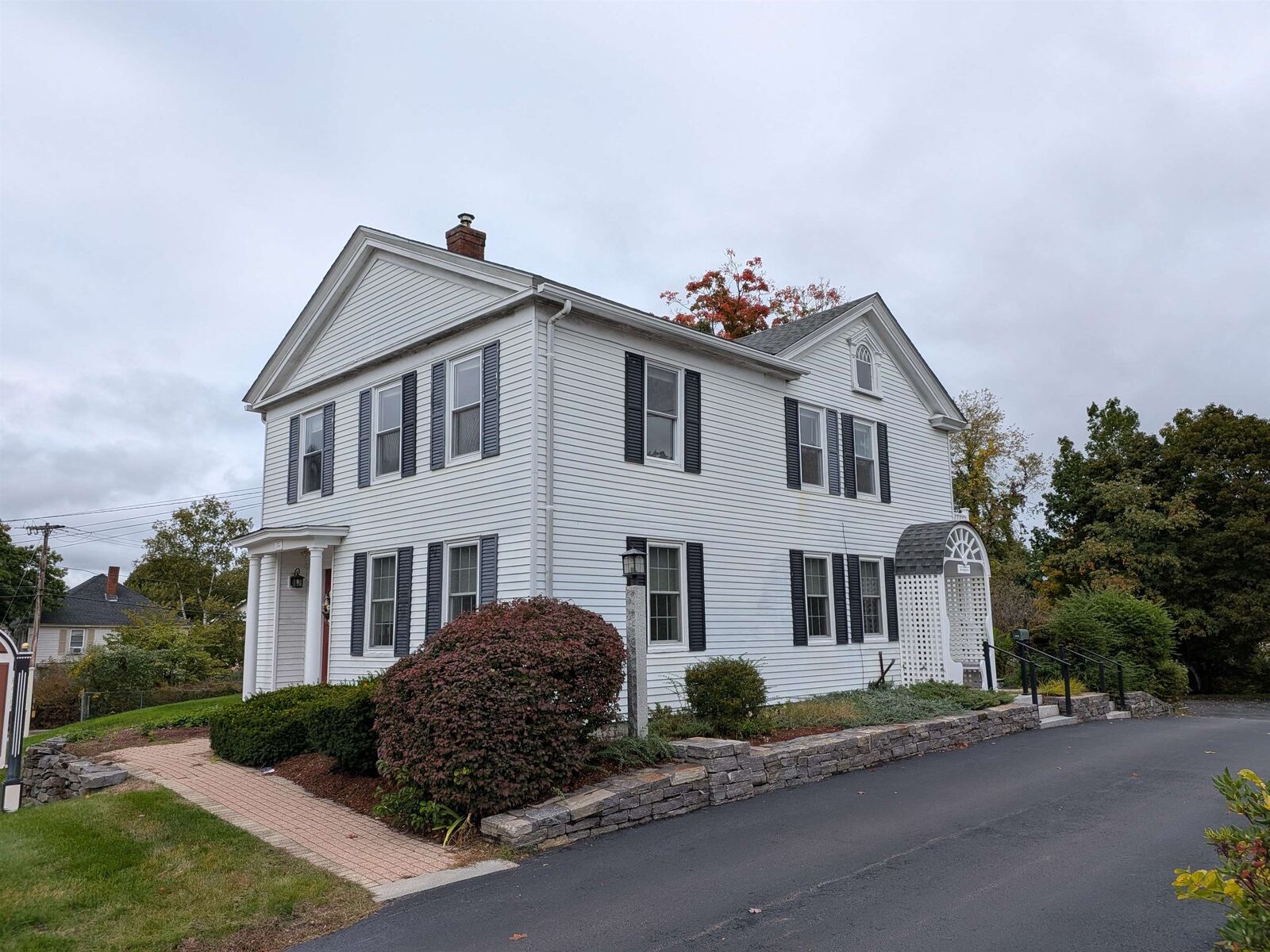 Property Photo: 123 Elm Street NH 03055