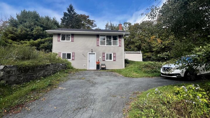 Property Photo:  2925 No. 7 Hwy  NS B3E 1A4 