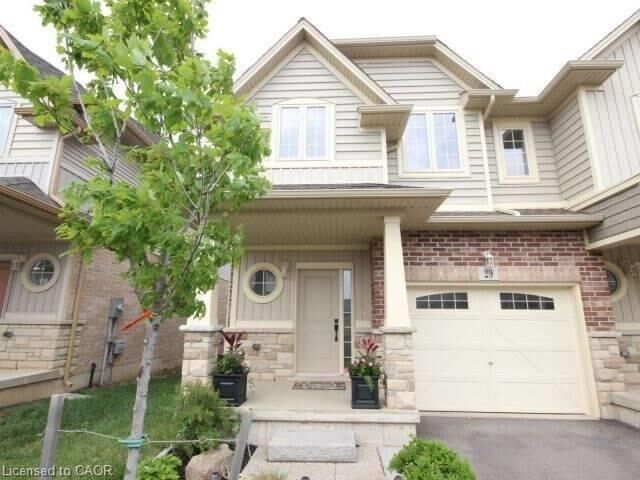 Property Photo:  8 Lakelawn Road 29  ON L3M 0G1 