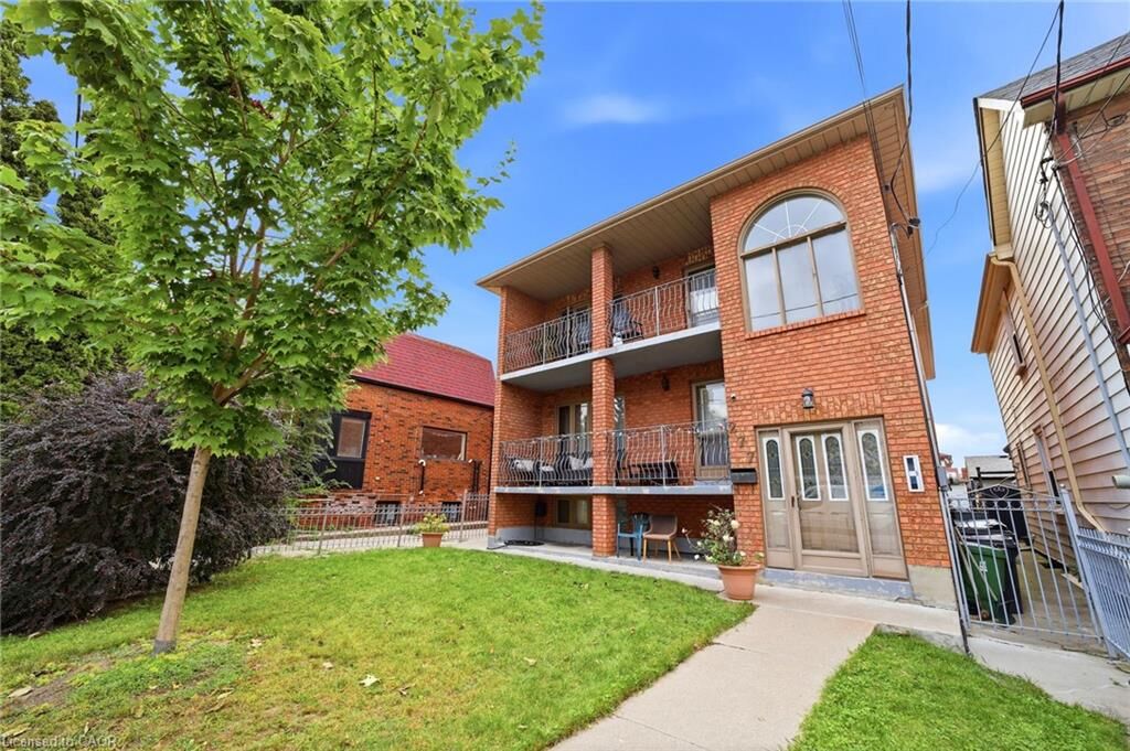 Property Photo: 277 Harvie Avenue ON M6E 4L1