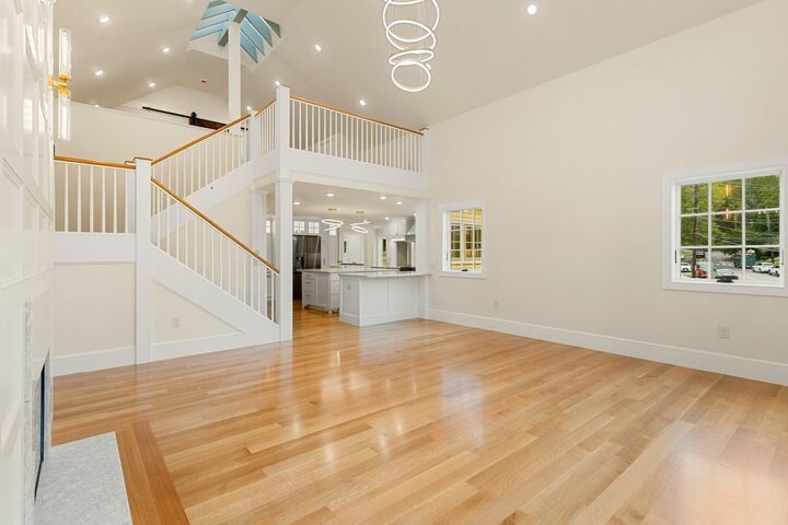 Property Photo: 2 Pleasant St 2 MA 02421