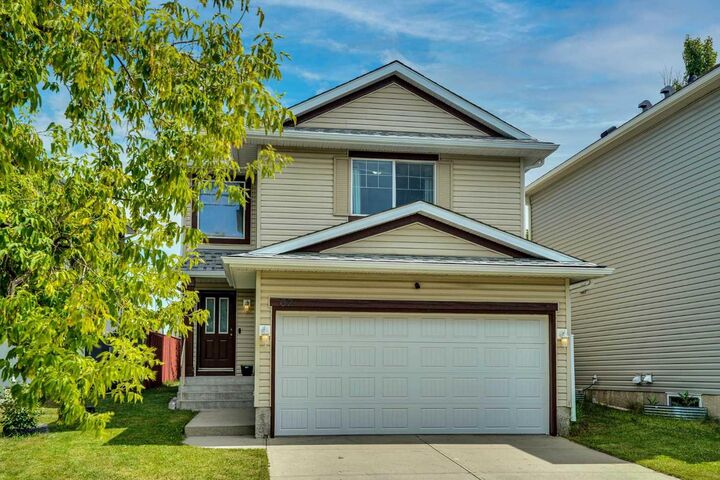 Property Photo:  62 Covewood Manor  AB T3K 5P9 