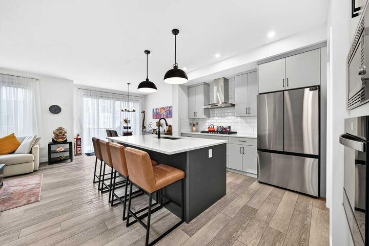 Property Photo:  19 Versant View SW  AB T2Y 0W9 