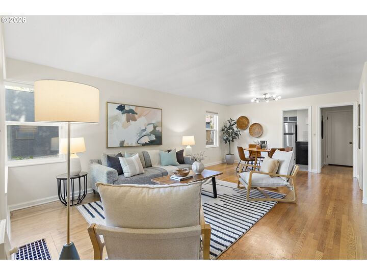 Property Photo: 1524 SE 24th Ave OR 97214