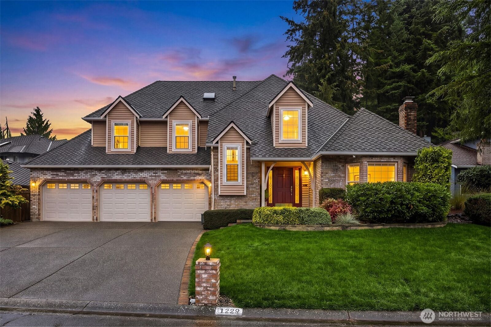 Property Photo: 1229 142nd Place SE WA 98012