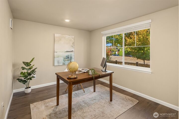 Property Photo:  6716  34th Avenue SW  WA 98126 