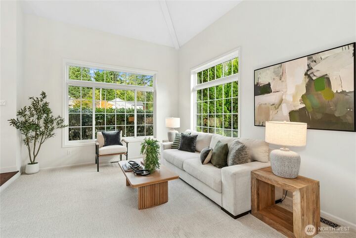 Property Photo: 1467 SW 10th Street WA 98045