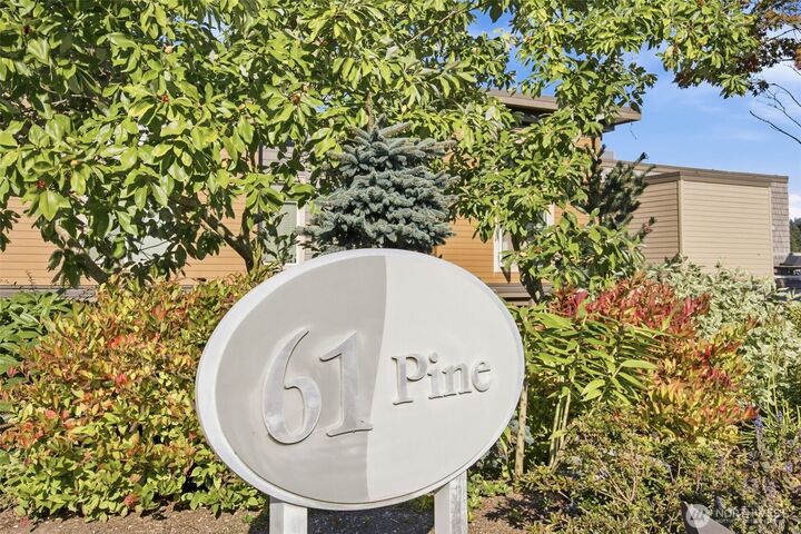 Property Photo:  61  Pine 206  WA 98020 