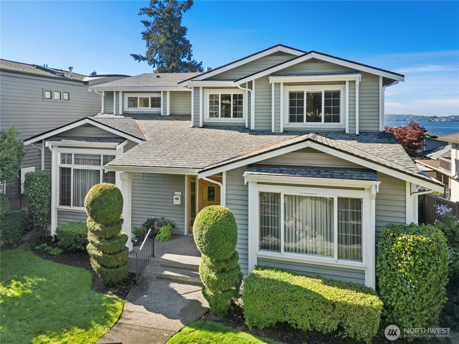 Property Photo: 305 8th Avenue W WA 98033