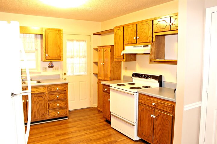 Property Photo:  25 Pleasant Place Way  KY 42104 