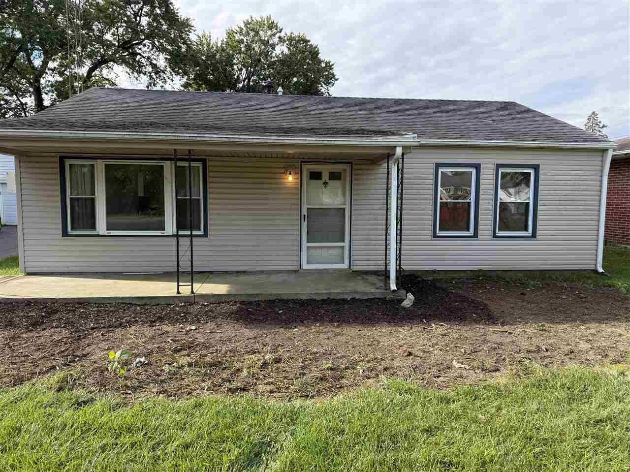 Property Photo:  123 SW G Street  IN 47374 