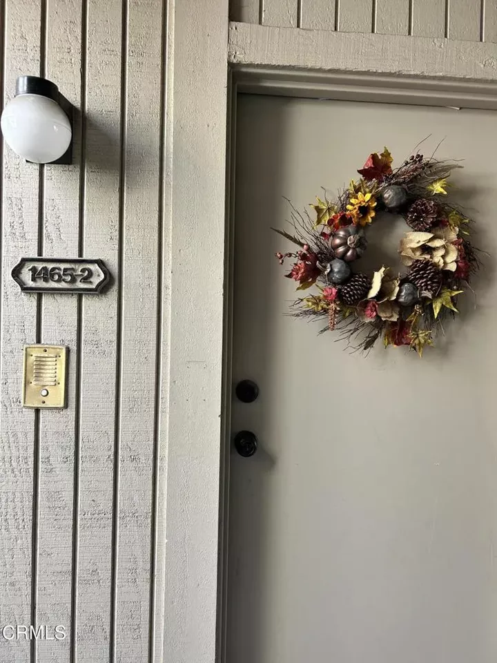 Property Photo:  1465 San Simeon Court 2  CA 93003 