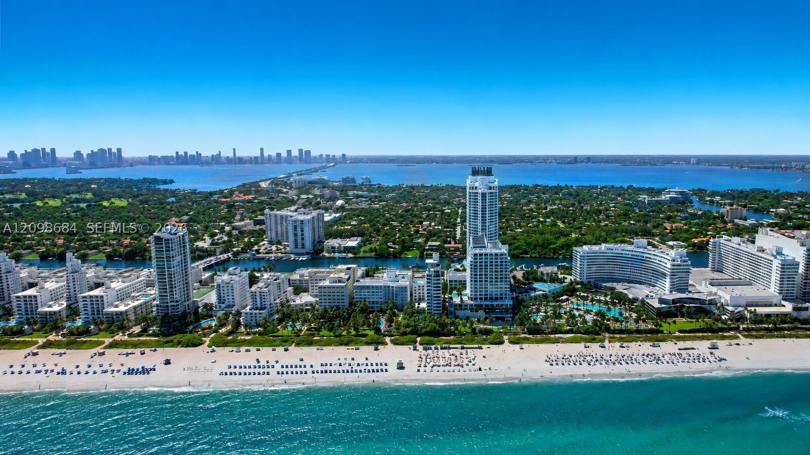 Property Photo:  4401 Collins Ave 2612  FL 33140 