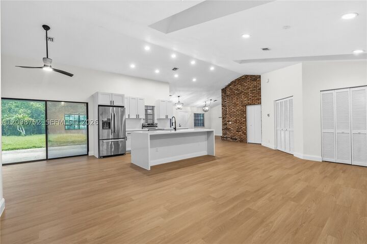 Property Photo:  7261 140th Ave N  FL 33412 