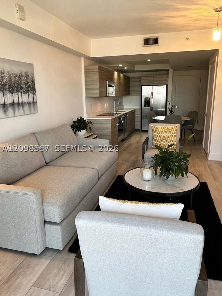 Property Photo:  121 NE 34th St 1206A  FL 33137 