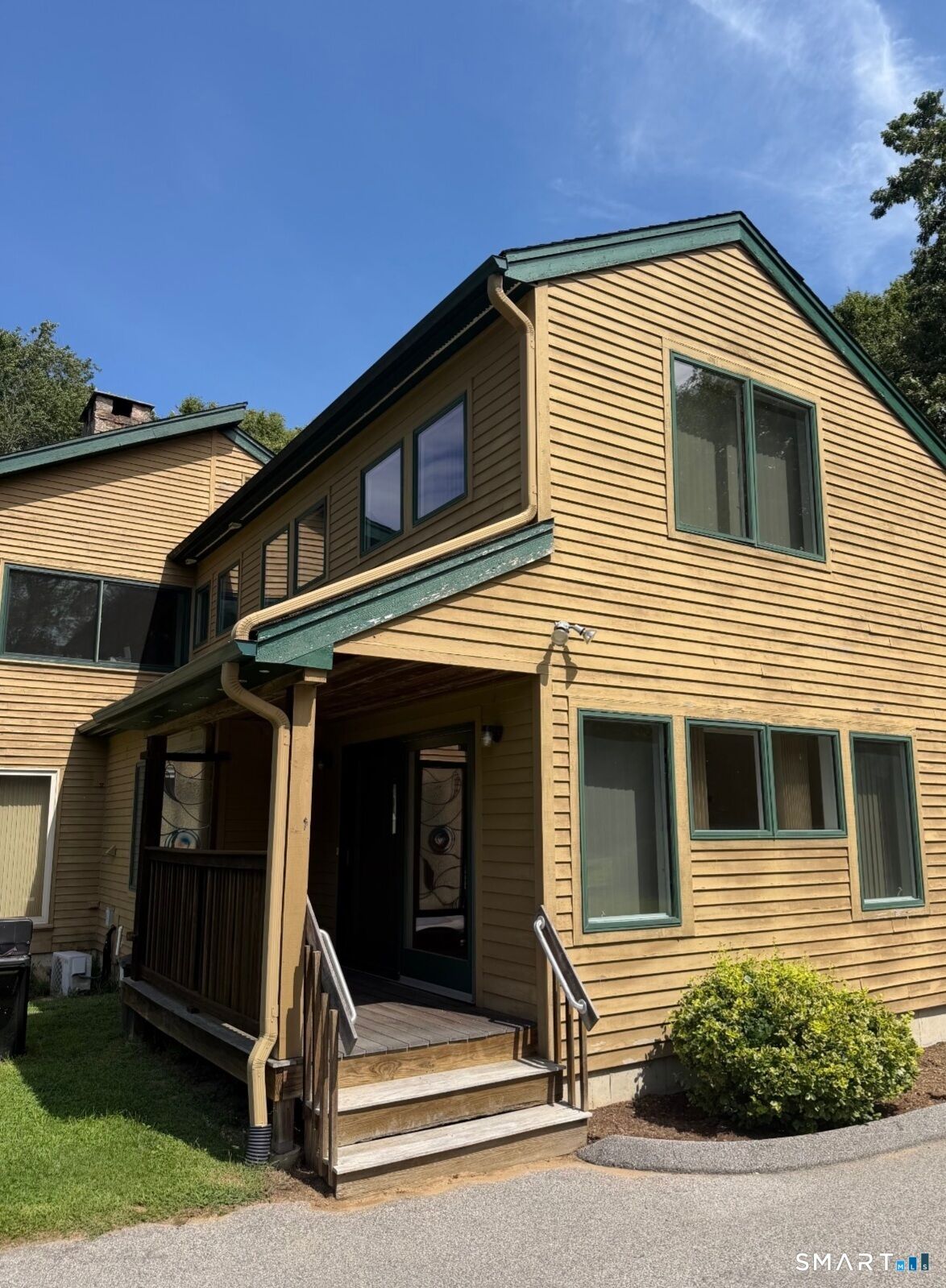 Property Photo:  85 Green Hill Road  CT 06443 