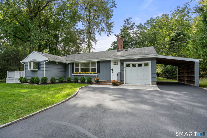 Property Photo:  7 Peaceful Lane  CT 06851 