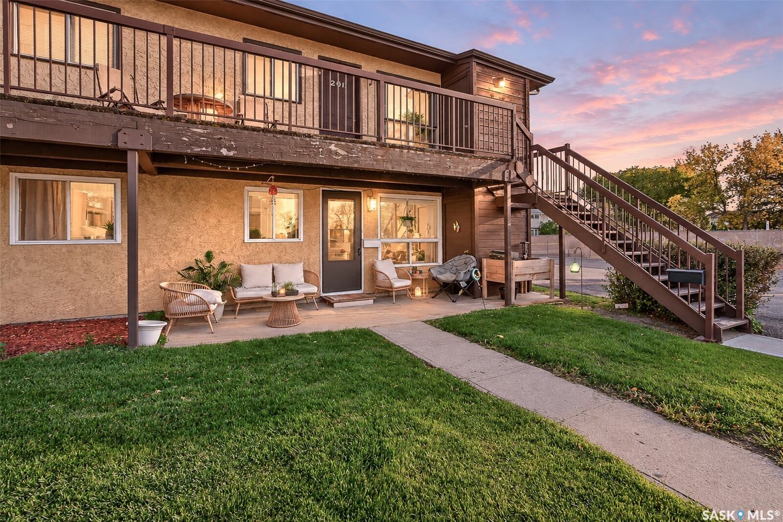 Property Photo:  1350 Gordon Road 101 B  SK S6H 7R9 