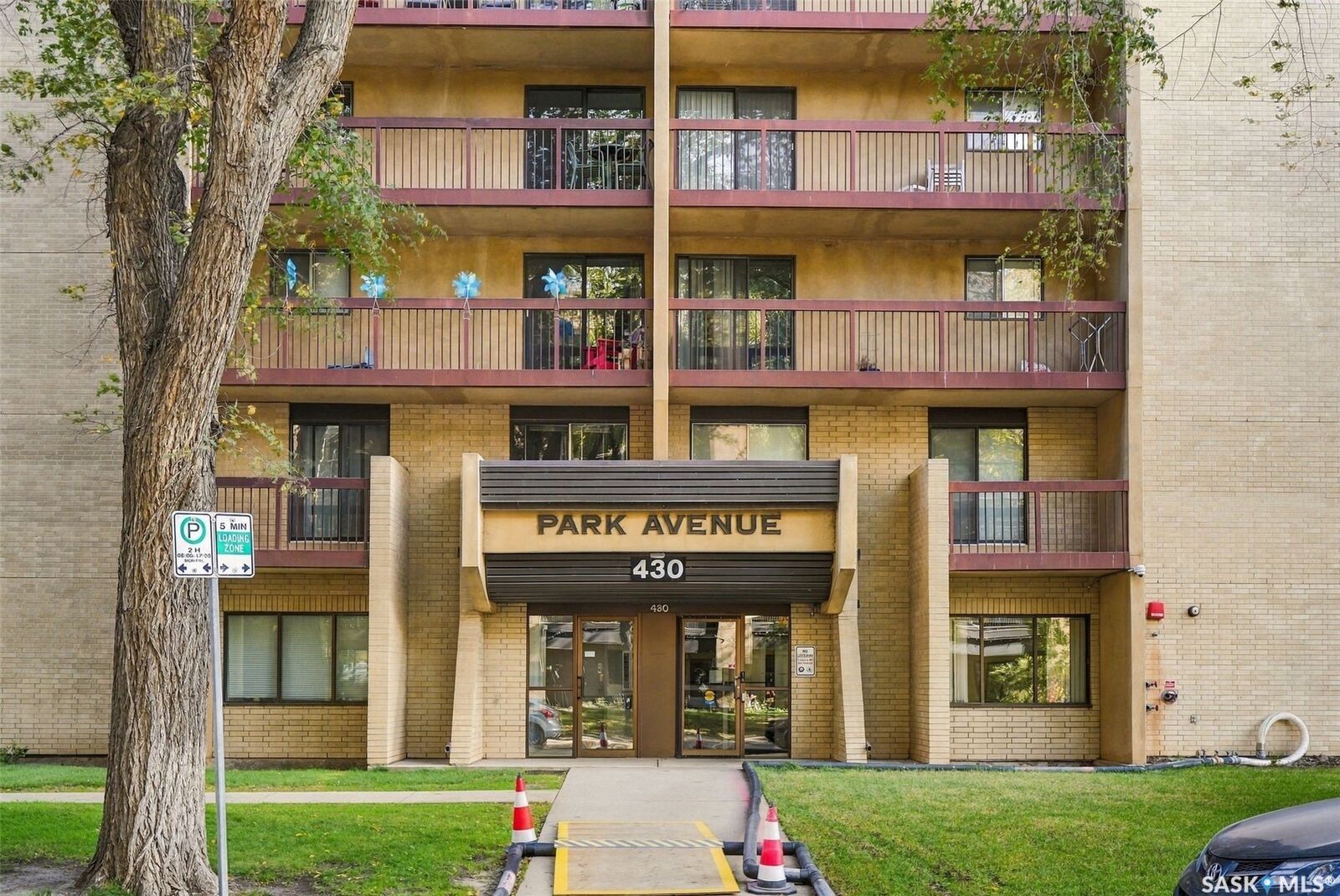 Property Photo:  430 5th Avenue N 502  SK S7K 6Z2 