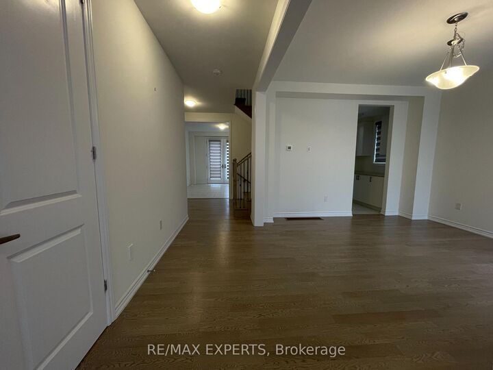Property Photo:  45 Del Ray Crescent  ON L9Z 0N8 