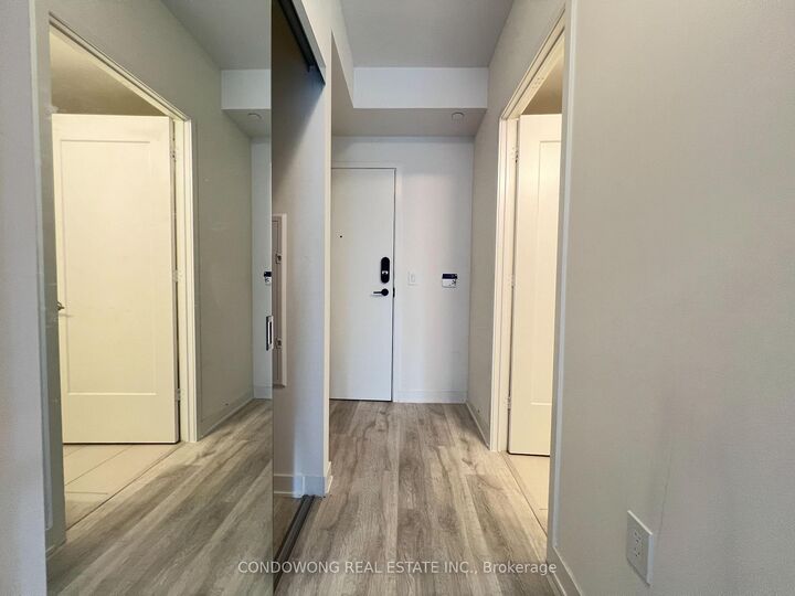 Property Photo:  60 Princess Street 725  ON M5A 2C7 