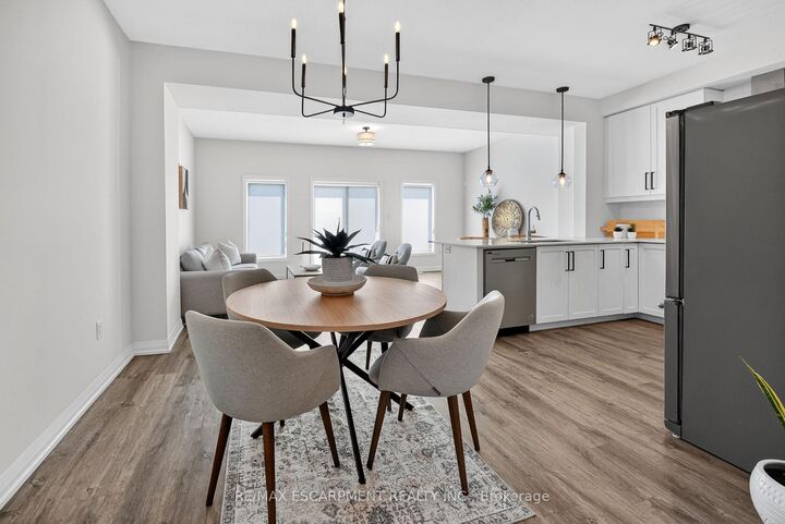 Property Photo:  3963 Crown Street  ON L3J 0T1 