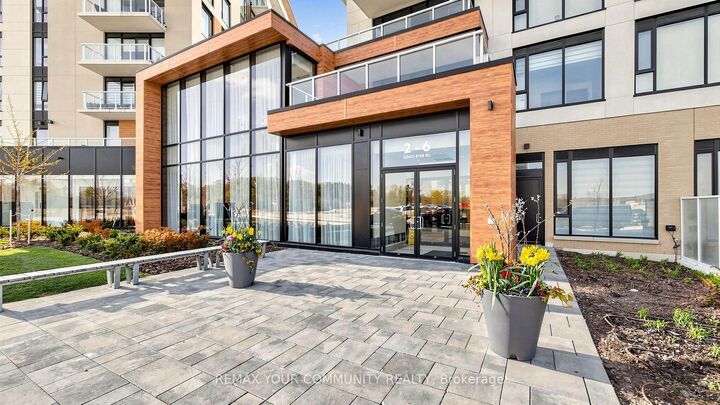 Property Photo:  2 David Eyer Road 524  ON L4S 0N6 