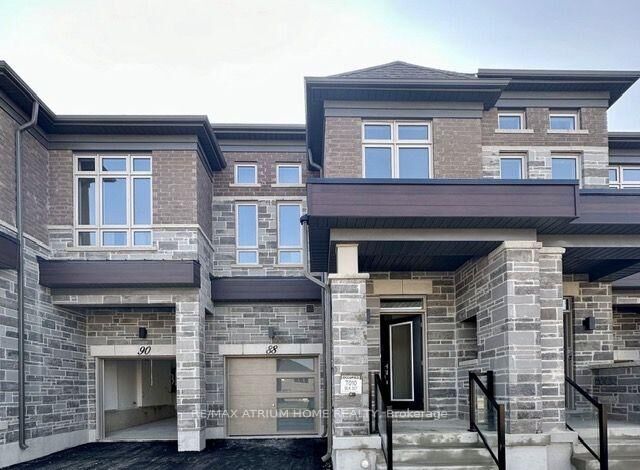 Property Photo:  88 Tempel Street  ON L4E 1K6 
